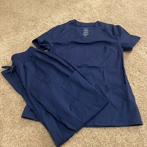 Navy Jaanuu Scrub set. Size small